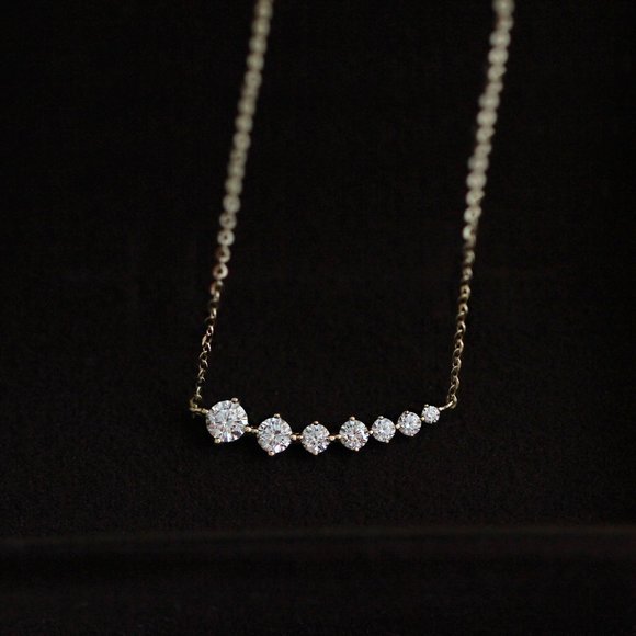 14k Gold Curved Cluster Smile Necklace, Minimalist Necklace, Diamond Necklace - Picture 1 of 5